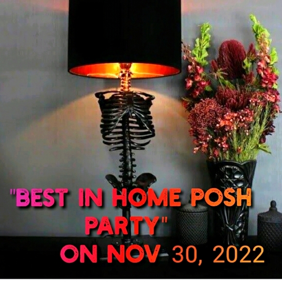 Thanks for playing house with this lady. Well over 100 host picks and counting🖤 - Picture 1 of 5